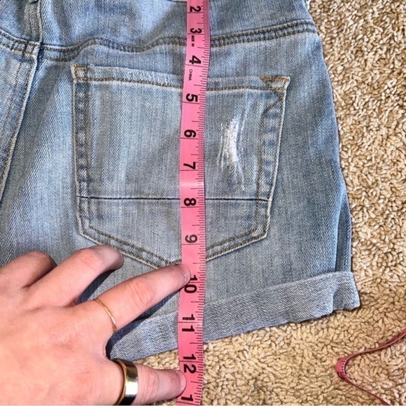 #109 🥀 Kendall & Kylie Jean Shorts - Picture 6 of 7
